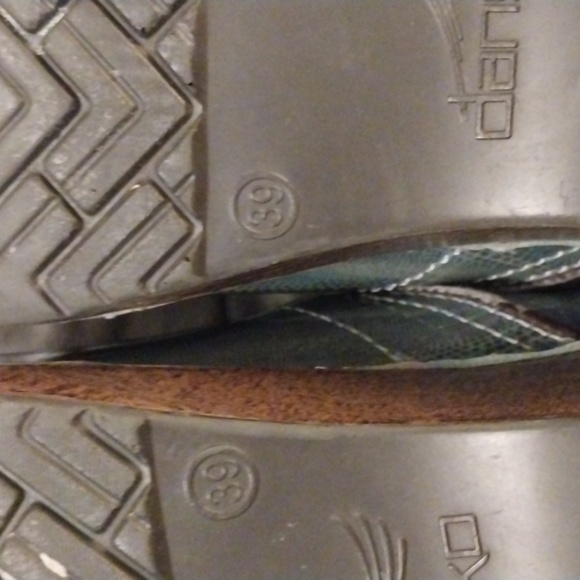 Dansko Nursing Shoes - Picture 2 of 6